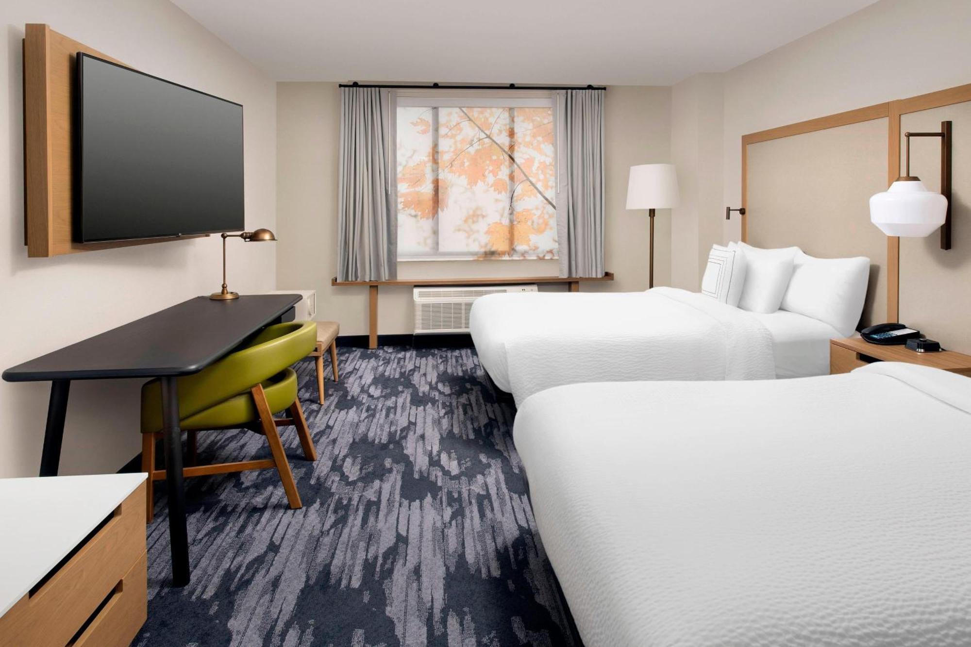Fairfield Inn & Suites By Marriott Alexandria West/Mark Center Esterno foto