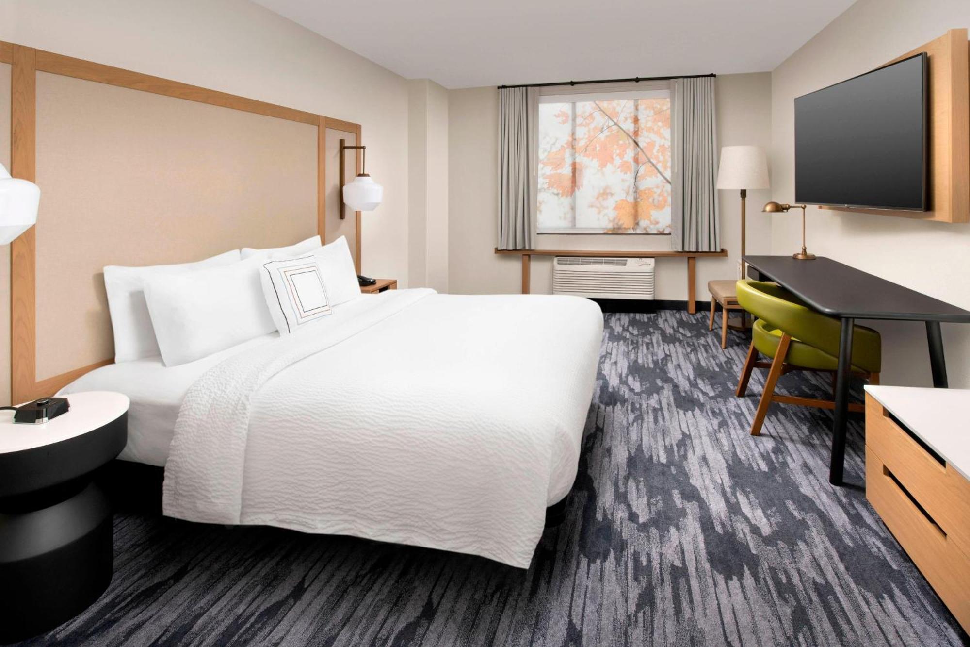 Fairfield Inn & Suites By Marriott Alexandria West/Mark Center Esterno foto